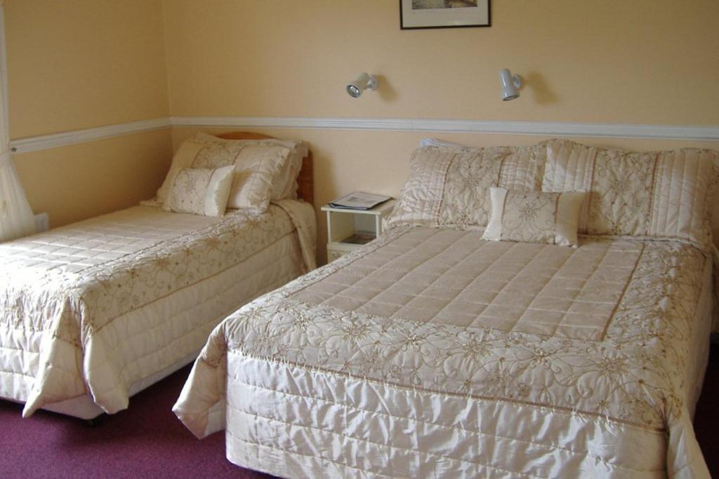 Riverwalk House B&B Oughterard Zimmer foto