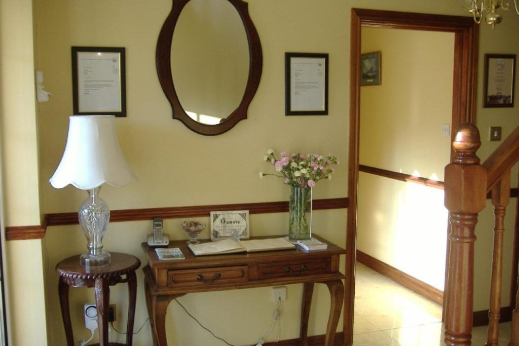 Riverwalk House B&B Oughterard Exterior foto