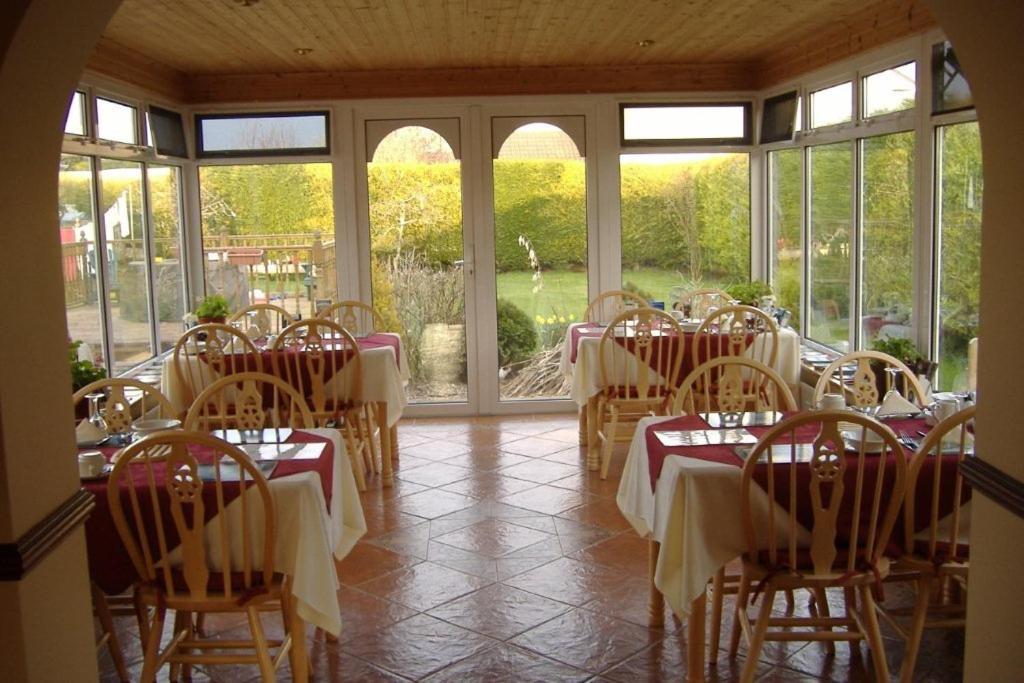 Riverwalk House B&B Oughterard Exterior foto