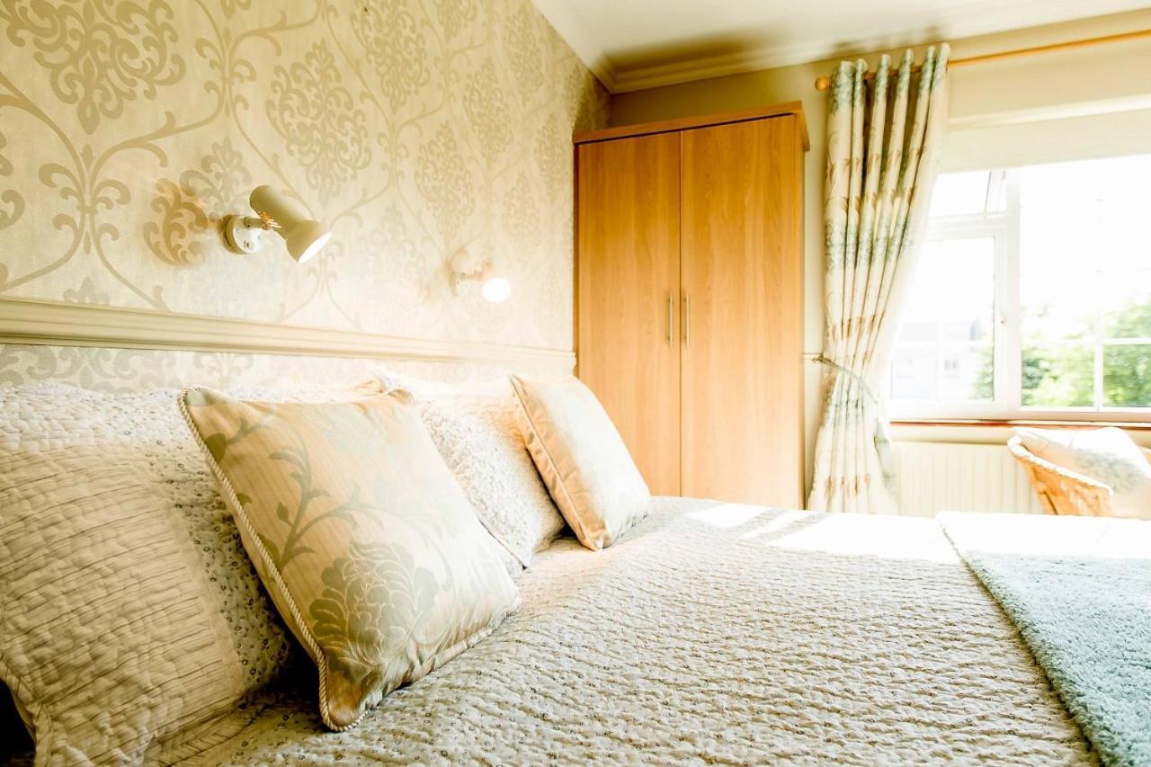 Riverwalk House B&B Oughterard Exterior foto